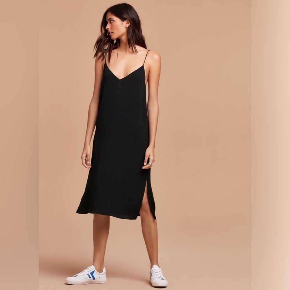 Aritzia | Wilfred Free | Felicity Dress in Black Open Tie Back Size Small